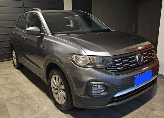 VOLKSWAGEN T-CROSS 1.0 200 TSI TOTAL FLEX AUTOMÁTICO